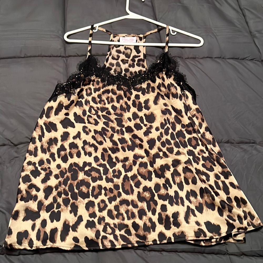 Pink Lily leopard lace tank